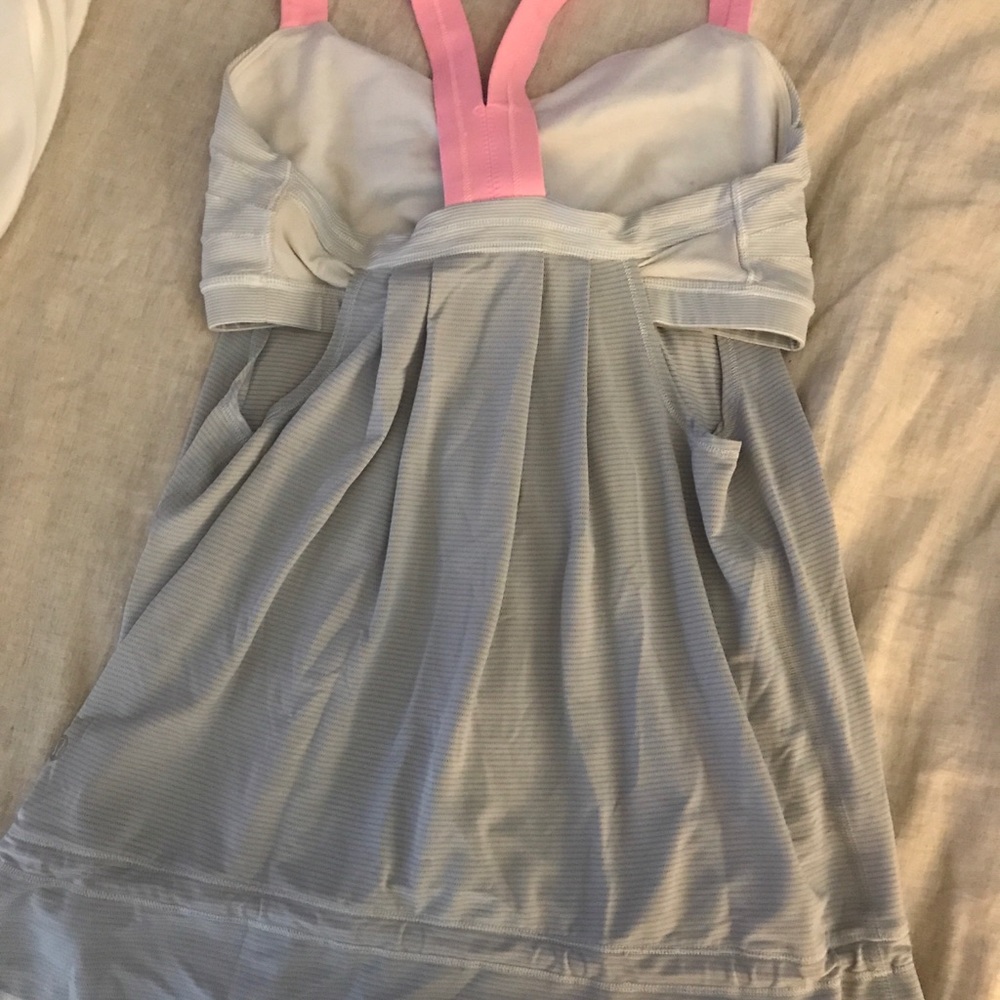 Lulu lemon tank with built in bra
